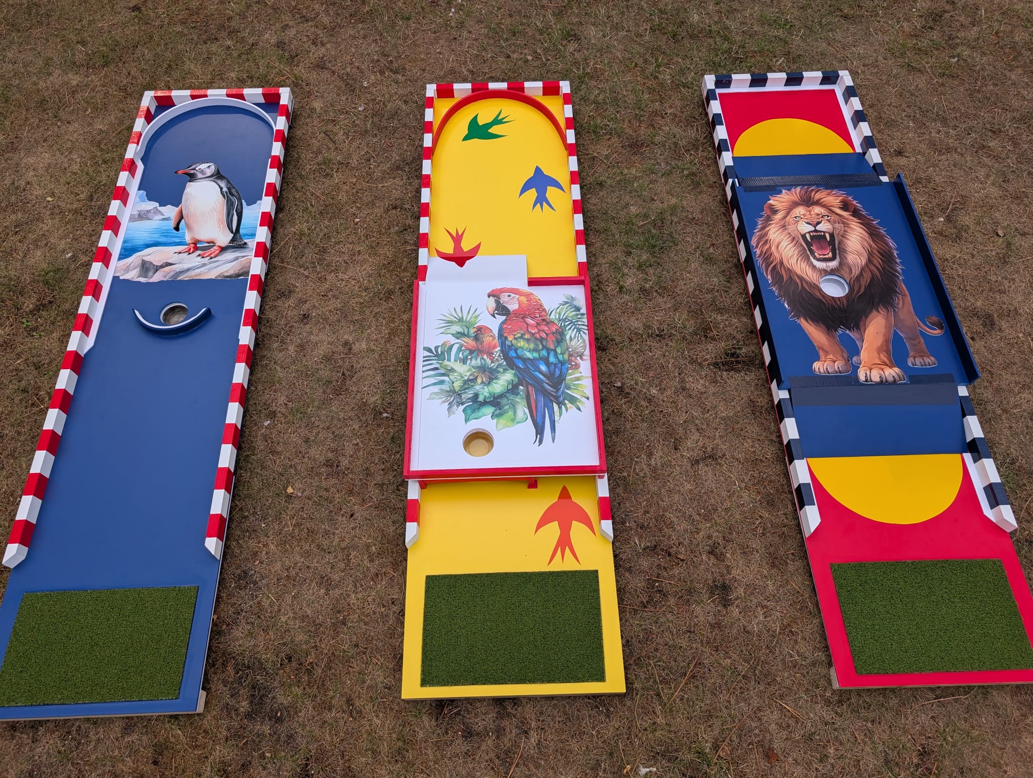 Wildlife Frenzy Crazy Golf Set - Image 2