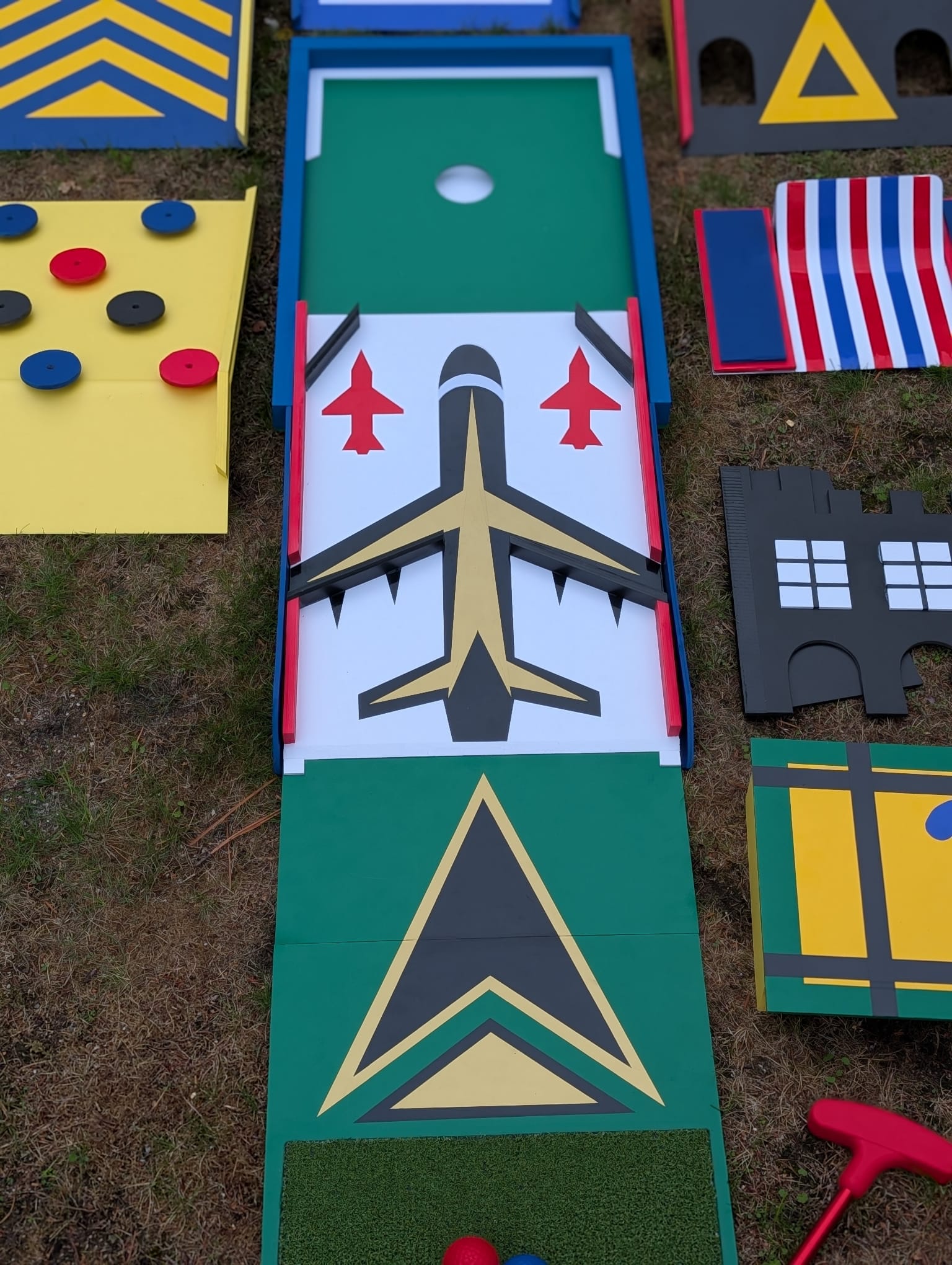 All-in-one 9 Hole Crazy Golf Set - Image 2