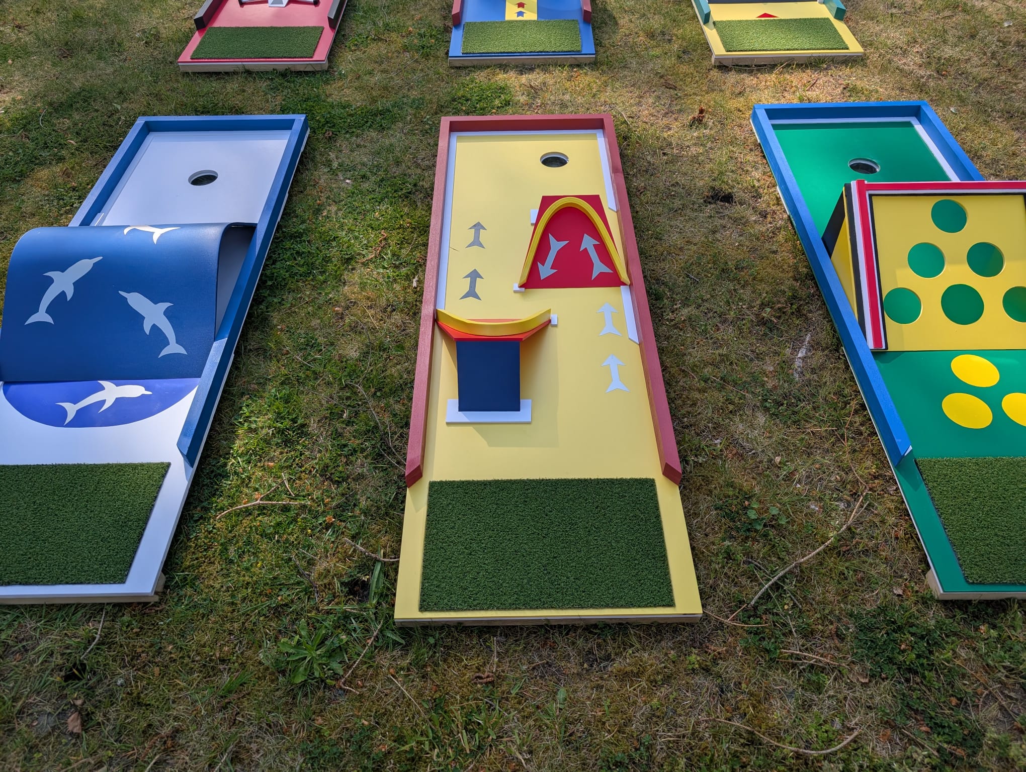 Mini Mayhem Crazy Golf Set - Image 3