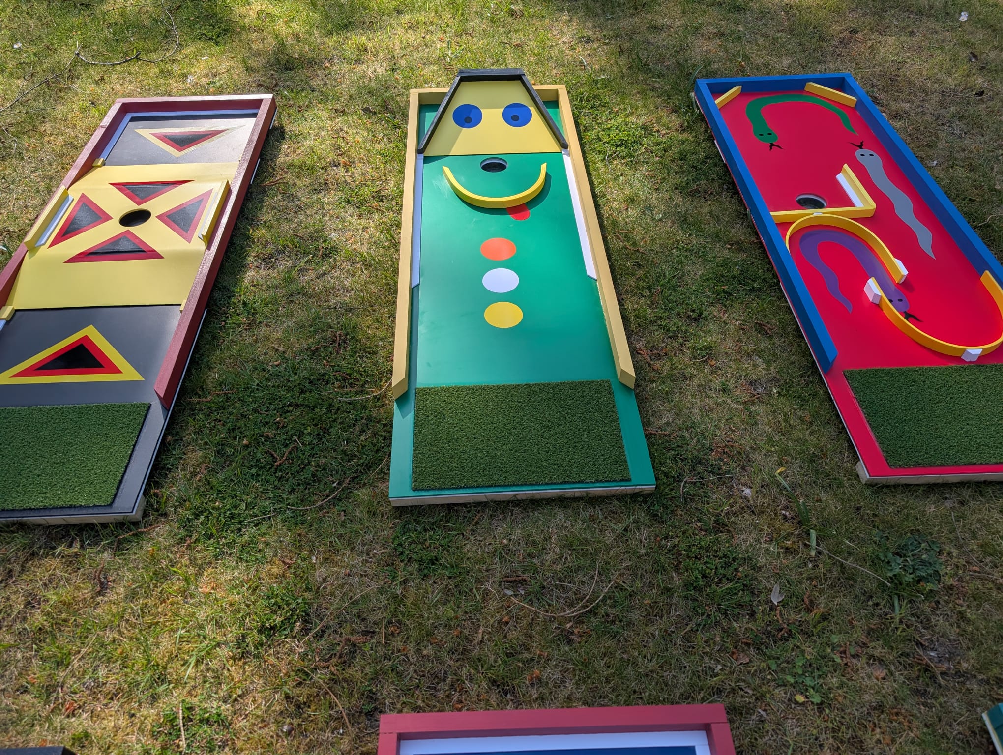 Mini Mayhem Crazy Golf Set - Image 5